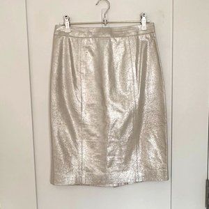 Club Monaco Silver Leather Skirt (Knee-length) - size 0